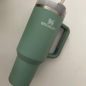 Stanley Quencher 40oz Sage Green